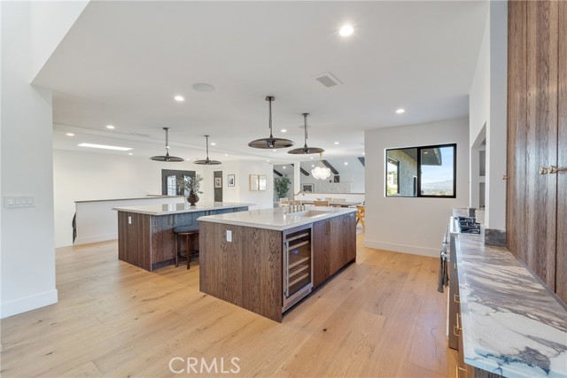 Detail Gallery Image 13 of 62 For 3250 Coldwater Canyon Ave, Studio City,  CA 91604 - 4 Beds | 4 Baths