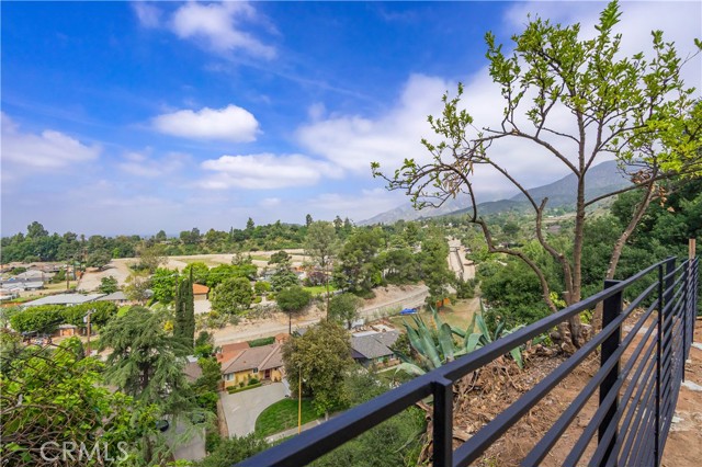 Detail Gallery Image 9 of 67 For 700 Norumbega Dr, Monrovia,  CA 91016 - 3 Beds | 2 Baths