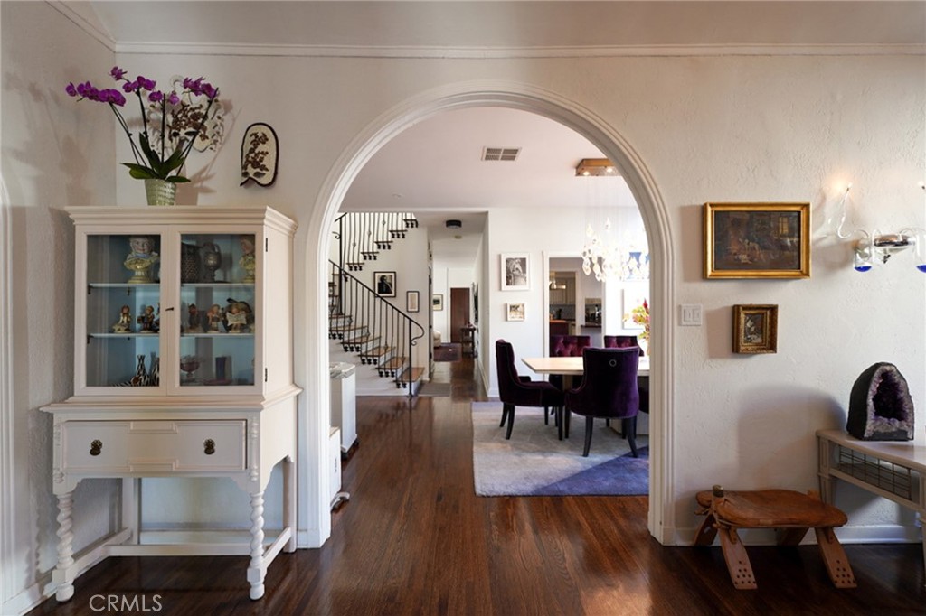 MLS #DW25262400 image #6