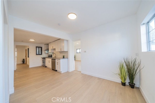 Detail Gallery Image 27 of 43 For 932 S Bon View Ave, Ontario,  CA 91761 - 3 Beds | 2 Baths