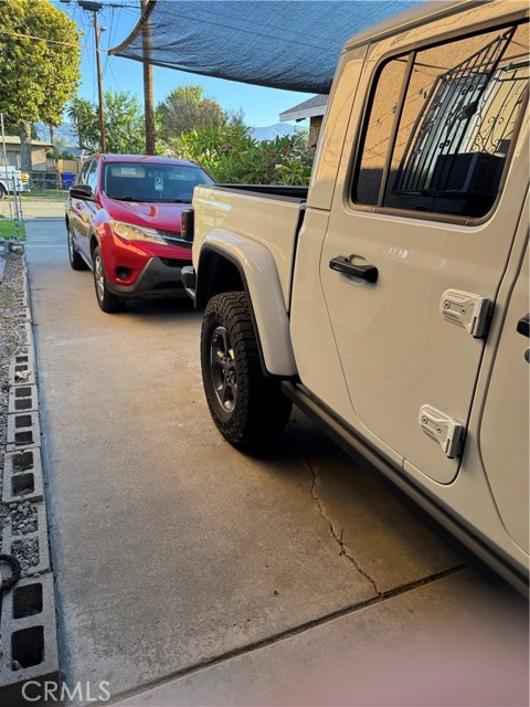 Additional few of driveway parking