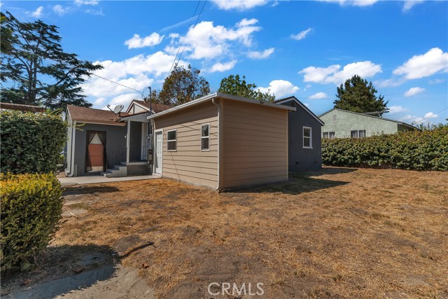 2236 Ann Arbor Avenue, Pomona CA: https://media.crmls.org/medias/90f59434-cb4c-49b9-a2a3-e487bd3ca817.jpg
