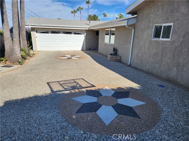 Detail Gallery Image 3 of 33 For 5732 Wallis Ln, Woodland Hills,  CA 91367 - 4 Beds | 2/1 Baths