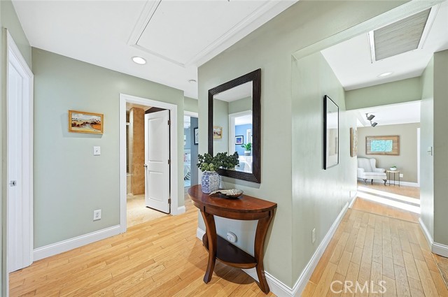 Detail Gallery Image 12 of 46 For 6200 E Fairbrook, Long Beach,  CA 90815 - 3 Beds | 1 Baths