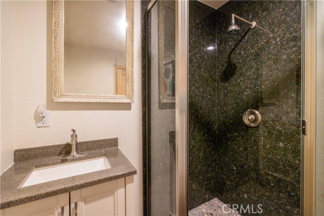 Detail Gallery Image 21 of 63 For 366 Mason Ln, Big Bear City,  CA 92314 - 5 Beds | 4/1 Baths