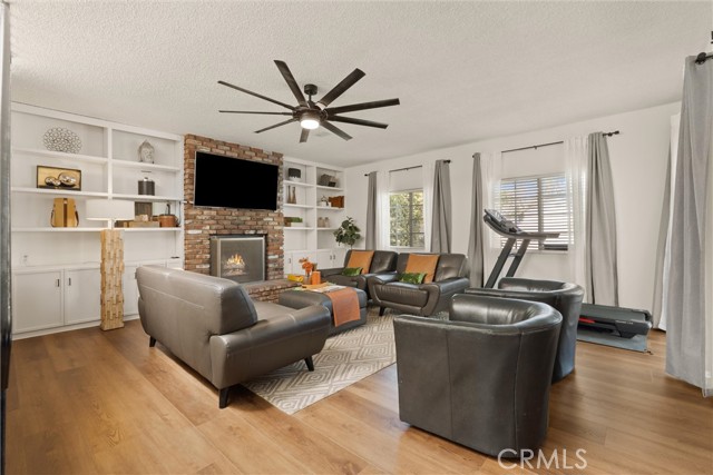 Detail Gallery Image 32 of 46 For 1675 W Mells, Anaheim,  CA 92802 - 4 Beds | 2/1 Baths