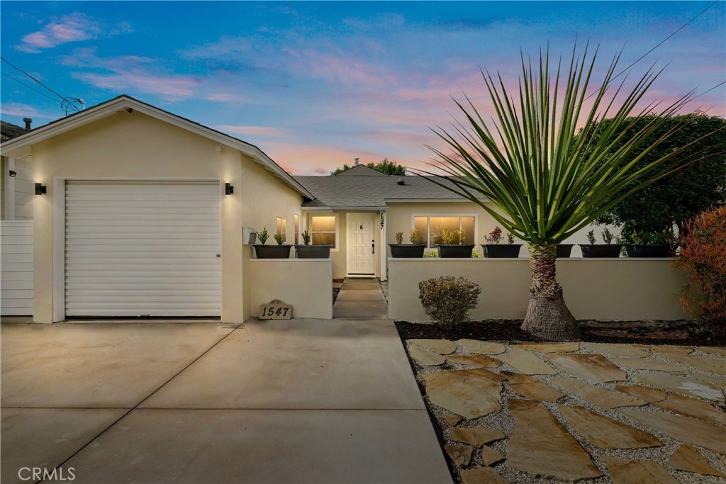1547 N Banning Boulevard