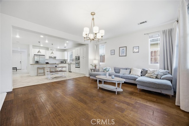 Detail Gallery Image 17 of 37 For 6123 Pilar, Bakersfield,  CA 93306 - 3 Beds | 2 Baths