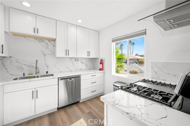 Detail Gallery Image 9 of 33 For 3760 E Calle San Antonio, Palm Springs,  CA 92264 - 3 Beds | 3 Baths