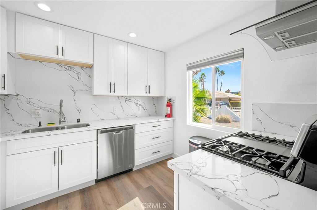 MLS #DW25273542 image #8