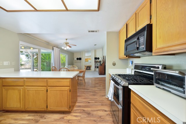 30590 Plumas Street, Lake Elsinore CA: https://media.crmls.org/medias/90fb1001-8e5c-4dcc-8b60-5ed7ff99a7ed.jpg