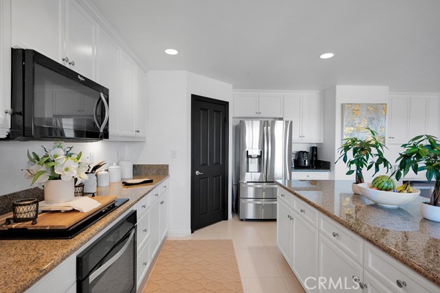 2727 Goldenrain Street, Palmdale CA: https://media.crmls.org/medias/90fb9751-7b82-41b4-b33d-9f05ce3643d6.jpg