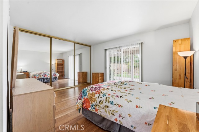 Image 9 of 23 For 22712 Foxborough