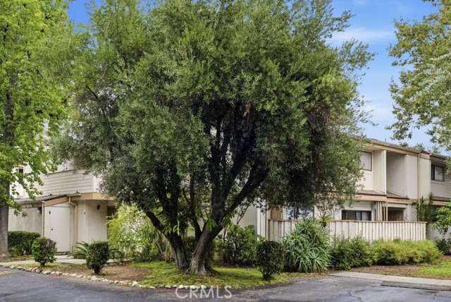 Detail Gallery Image 22 of 34 For 10139 Arleta Ave #2, Arleta,  CA 91331 - 3 Beds | 3 Baths