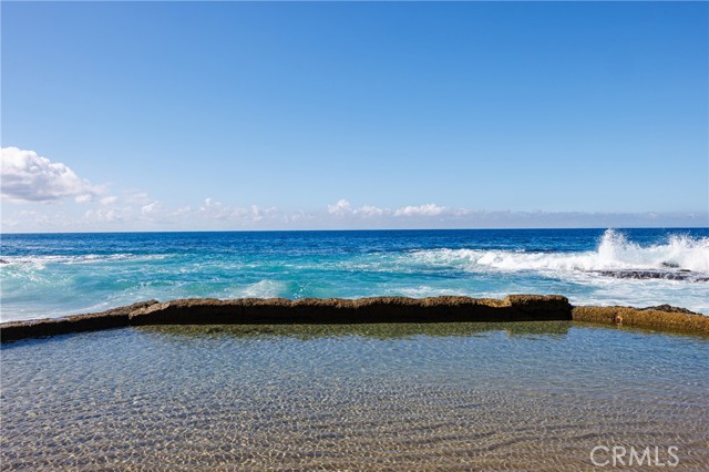 2691 Victoria, Laguna Beach CA: https://media.crmls.org/medias/90fc7155-ab9a-4b4c-9053-9f0dfada3869.jpg