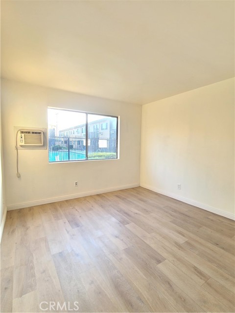 Detail Gallery Image 6 of 14 For 3030 Vineland Ave #3,  Baldwin Park,  CA 91706 - 2 Beds | 1 Baths