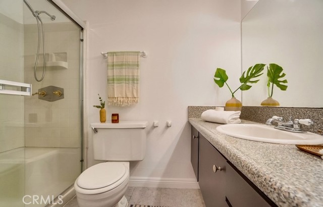 1127 E Del Mar Boulevard, Pasadena CA: https://media.crmls.org/medias/90fd2762-8e3a-4909-b70f-e0916c695550.jpg