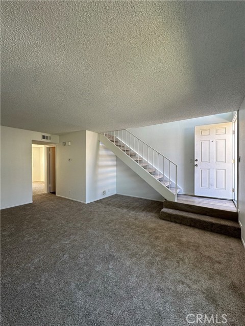 Detail Gallery Image 4 of 14 For 34 Elksford, Irvine,  CA 92604 - 2 Beds | 2 Baths