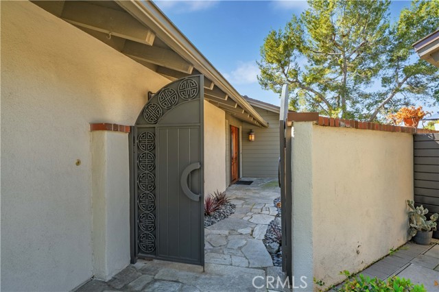 Detail Gallery Image 4 of 41 For 30 Arboles, Irvine,  CA 92612 - 3 Beds | 6 Baths