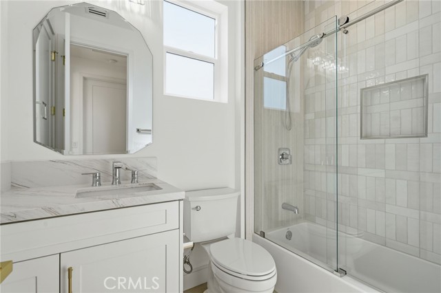 Detail Gallery Image 33 of 35 For 317 Rochester, Costa Mesa,  CA 92627 - 7 Beds | 6/1 Baths