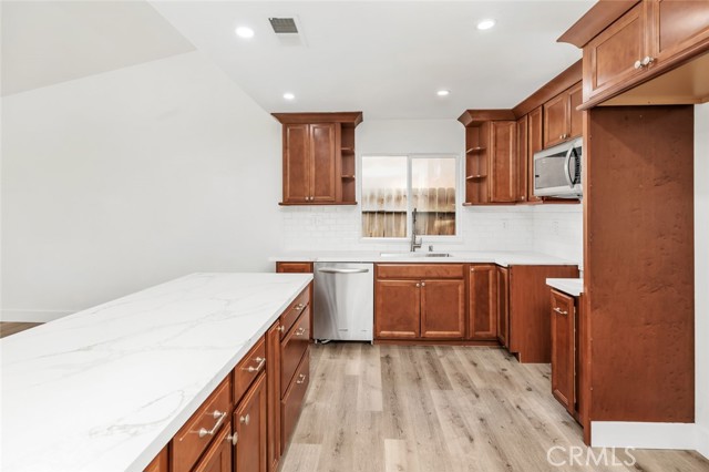 Detail Gallery Image 14 of 26 For 11815 Darlington, Bakersfield,  CA 93312 - 3 Beds | 2 Baths