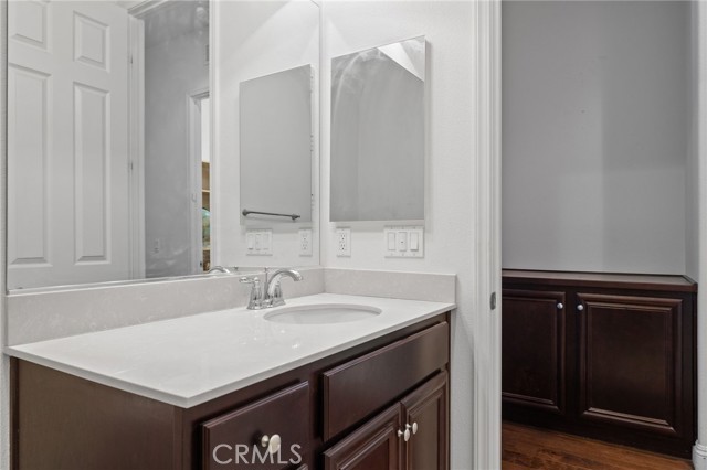 Detail Gallery Image 24 of 42 For 9904 Toscana Dr, Bakersfield,  CA 93306 - 2 Beds | 2/1 Baths