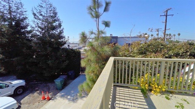Image 4 of 12 For 17066 Palmdale Lane