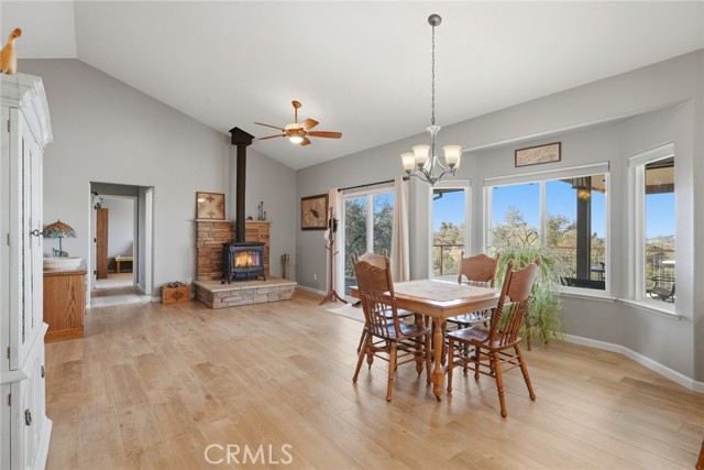 Detail Gallery Image 7 of 49 For 29913 Revis, Coarsegold,  CA 93614 - 4 Beds | 3 Baths