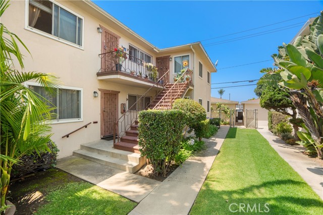 Detail Gallery Image 8 of 12 For 10625 Crenshaw Bld, Inglewood,  CA 90303 - – Beds | – Baths