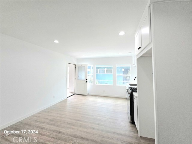 Detail Gallery Image 9 of 23 For 8524 Beverlywood St #2,  Los Angeles,  CA 90034 - 3 Beds | 2 Baths