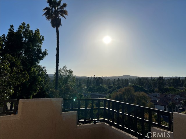 Detail Gallery Image 3 of 46 For 24480 Mozer Dr, Laguna Niguel,  CA 92677 - 2 Beds | 2 Baths