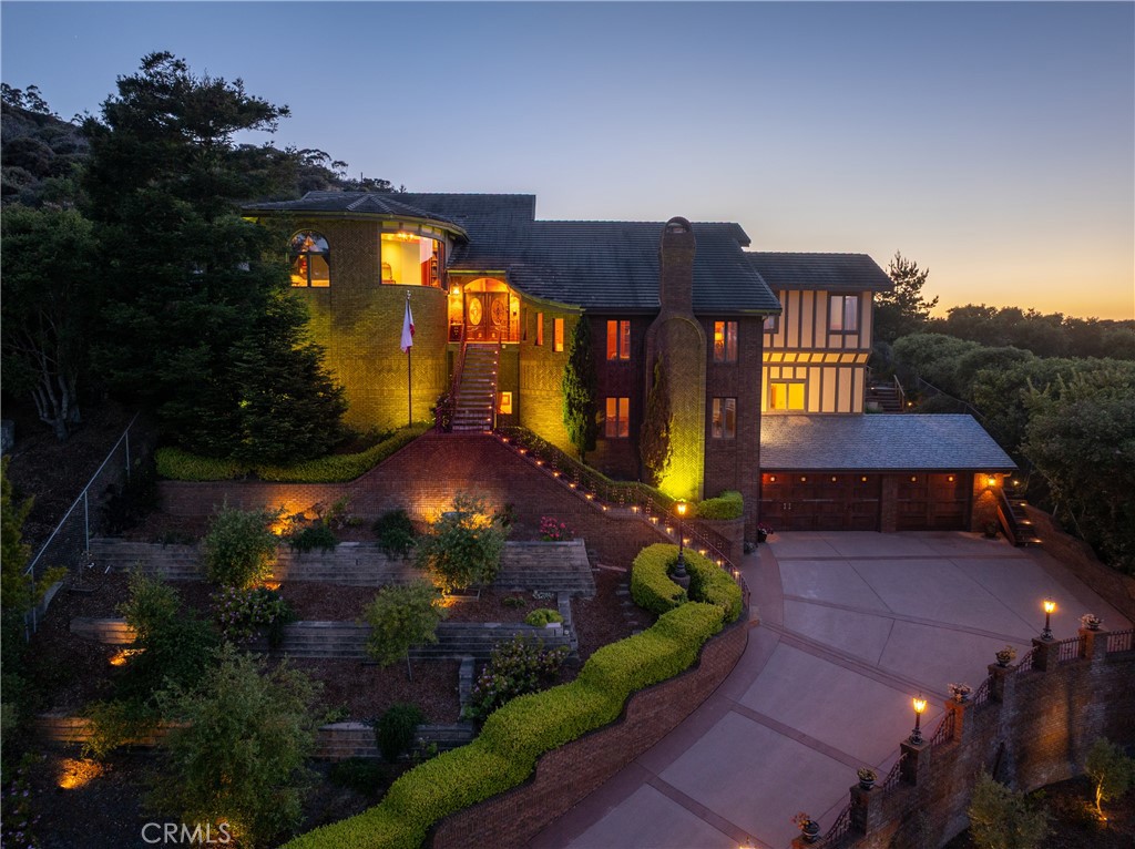 2743 Rodman Drive