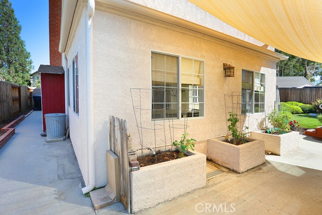 238 Hilltop Lane, Brea CA: https://media.crmls.org/medias/9101bddf-a463-4f16-a423-a687890af531.jpg
