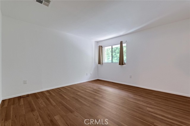 10229 Variel Avenue, Chatsworth CA: https://media.crmls.org/medias/910233dd-e215-4a30-85ff-86769963d0e0.jpg