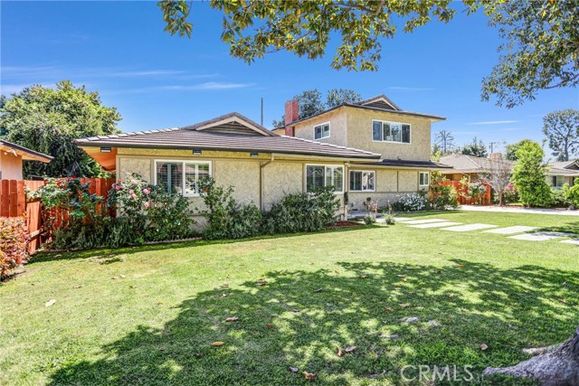 Detail Gallery Image 2 of 41 For 100 Arthur, Arcadia,  CA 91007 - 5 Beds | 3/1 Baths