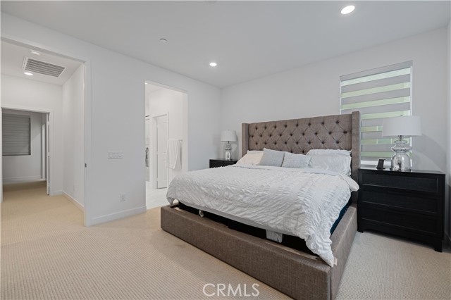 Detail Gallery Image 25 of 71 For 26799 Keystone Loop, Valencia,  CA 91381 - 3 Beds | 3 Baths