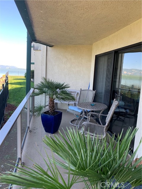 Detail Gallery Image 4 of 30 For 10 Royale Ave #12,  Lakeport,  CA 95453 - 2 Beds | 2 Baths