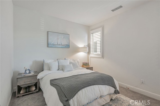 12060 N Azurita Court, Porter Ranch CA: https://media.crmls.org/medias/910620d7-4c3d-402c-9ed8-a4e110fcc787.jpg