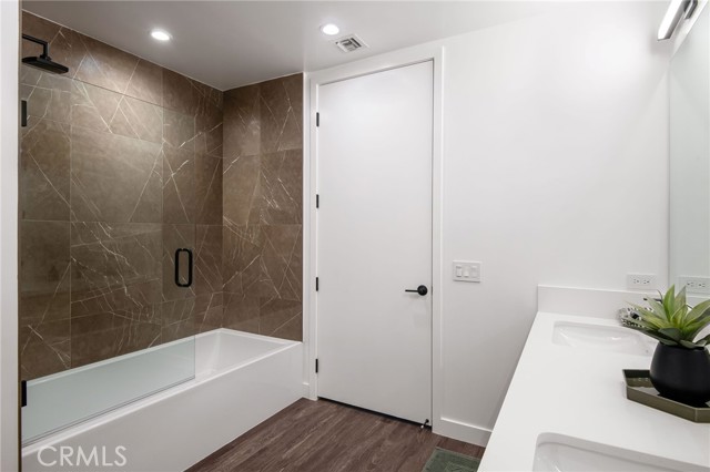 Detail Gallery Image 15 of 19 For 118 Astronaut Ellison S Onizuka Street #504,  Los Angeles,  CA 90012 - 1 Beds | 1 Baths