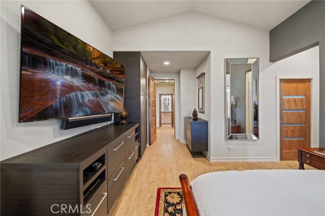 40070 Corte Fortuna, Murrieta CA: https://media.crmls.org/medias/9106f6b5-f15f-40ca-add7-fe64041f22c8.jpg