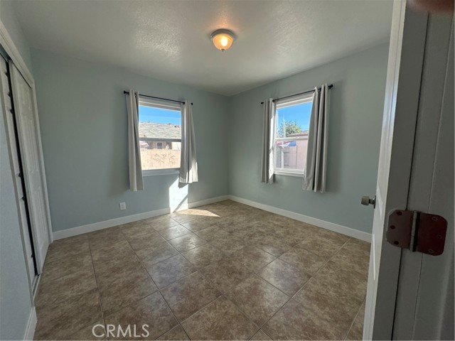 Detail Gallery Image 3 of 10 For 6052 Fishburn, Huntington Park,  CA 90255 - 3 Beds | 1 Baths