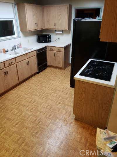 642 Uclan Drive photo 3