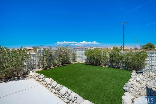 Detail Gallery Image 16 of 21 For 16725 Nancy Dr, Desert Hot Springs,  CA 92240 - 4 Beds | 2 Baths