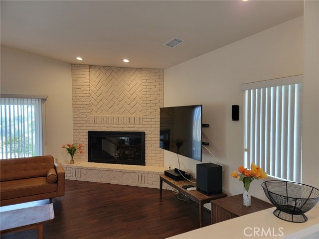 Detail Gallery Image 8 of 34 For 14302 Descanso Dr, Perris,  CA 92570 - 3 Beds | 2 Baths