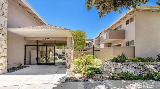 Detail Gallery Image 13 of 14 For 3210 Merrill #23,  Torrance,  CA 90503 - 3 Beds | 2 Baths