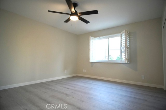 5187 Cedar Street, Jurupa Valley CA: https://media.crmls.org/medias/910a556d-c94f-43a0-8c55-9bfdb06d0d4d.jpg