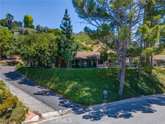 Detail Gallery Image 2 of 50 For 7695 Vale Dr, Whittier,  CA 90602 - 4 Beds | 2 Baths