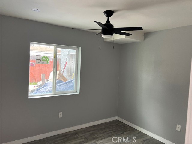1757 1759 E 92nd Street, Los Angeles CA: https://media.crmls.org/medias/910aeeaa-3217-48d6-9675-b605c48dc7f1.jpg