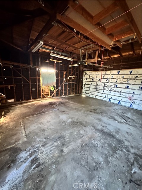 Detail Gallery Image 27 of 27 For 5703 E Hampton, Fresno,  CA 93727 - 3 Beds | 1 Baths