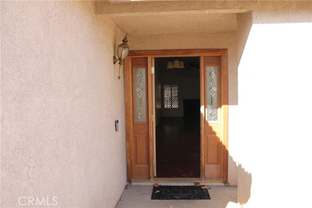 Detail Gallery Image 2 of 33 For 4039 E Avenue R6, Palmdale,  CA 93552 - 4 Beds | 2 Baths